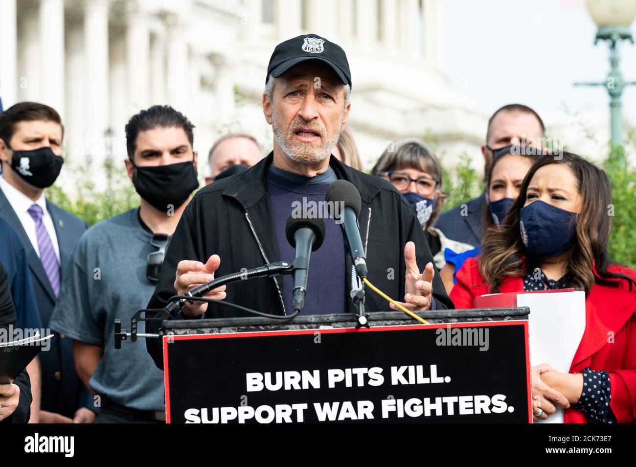 Washington, Stati Uniti. 15 settembre 2020. Jon Stewart al Campidoglio degli Stati Uniti che sostiene la legislazione per aiutare i veterani esposti a bruciare box. Credit: SOPA Images Limited/Alamy Live News Foto Stock