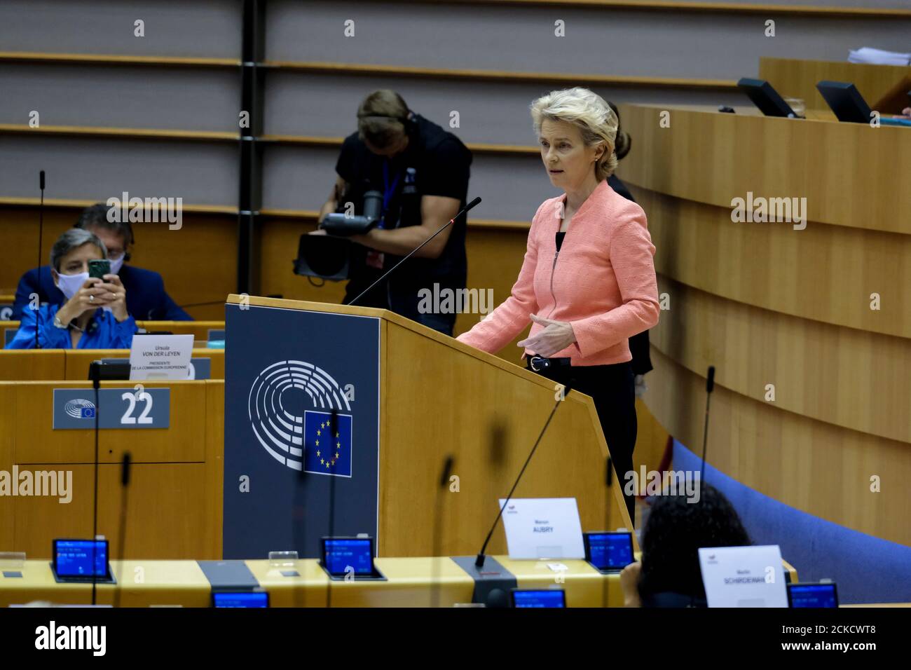 Bruxelles, Belgio. 16 Set 2020. Il presidente della Commissione europea Ursula von Der Leyen presenta il suo primo discorso sullo stato dell'Unione in una sessione plenaria del Parlamento europeo Credit: ALEXANDROS MICHAILIDIS/Alamy Live News Foto Stock