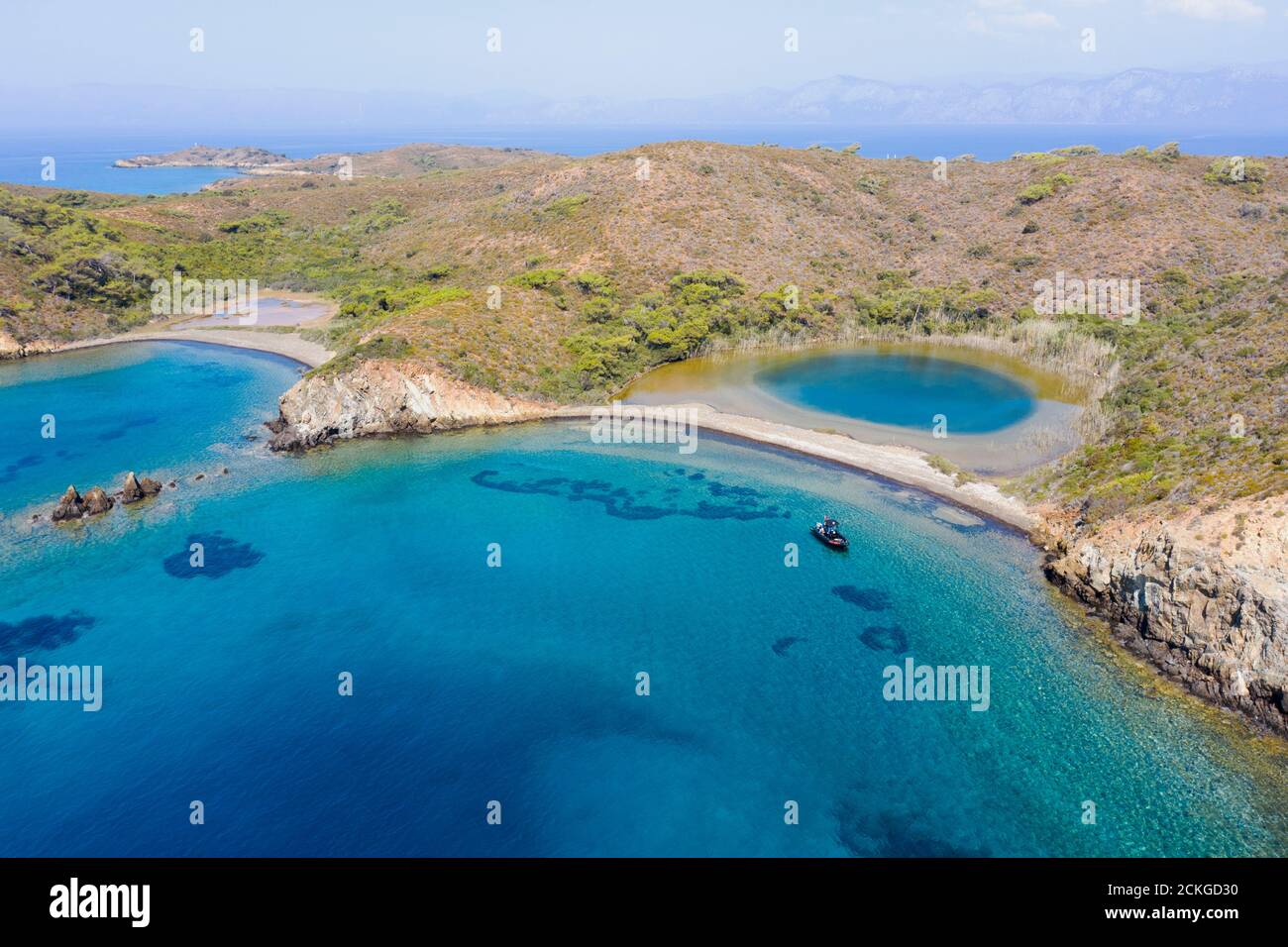 Vista aerea della laguna costiera nella baia di Koyun Cape Gokova Ambiente speciale Area protetta Turchia Foto Stock