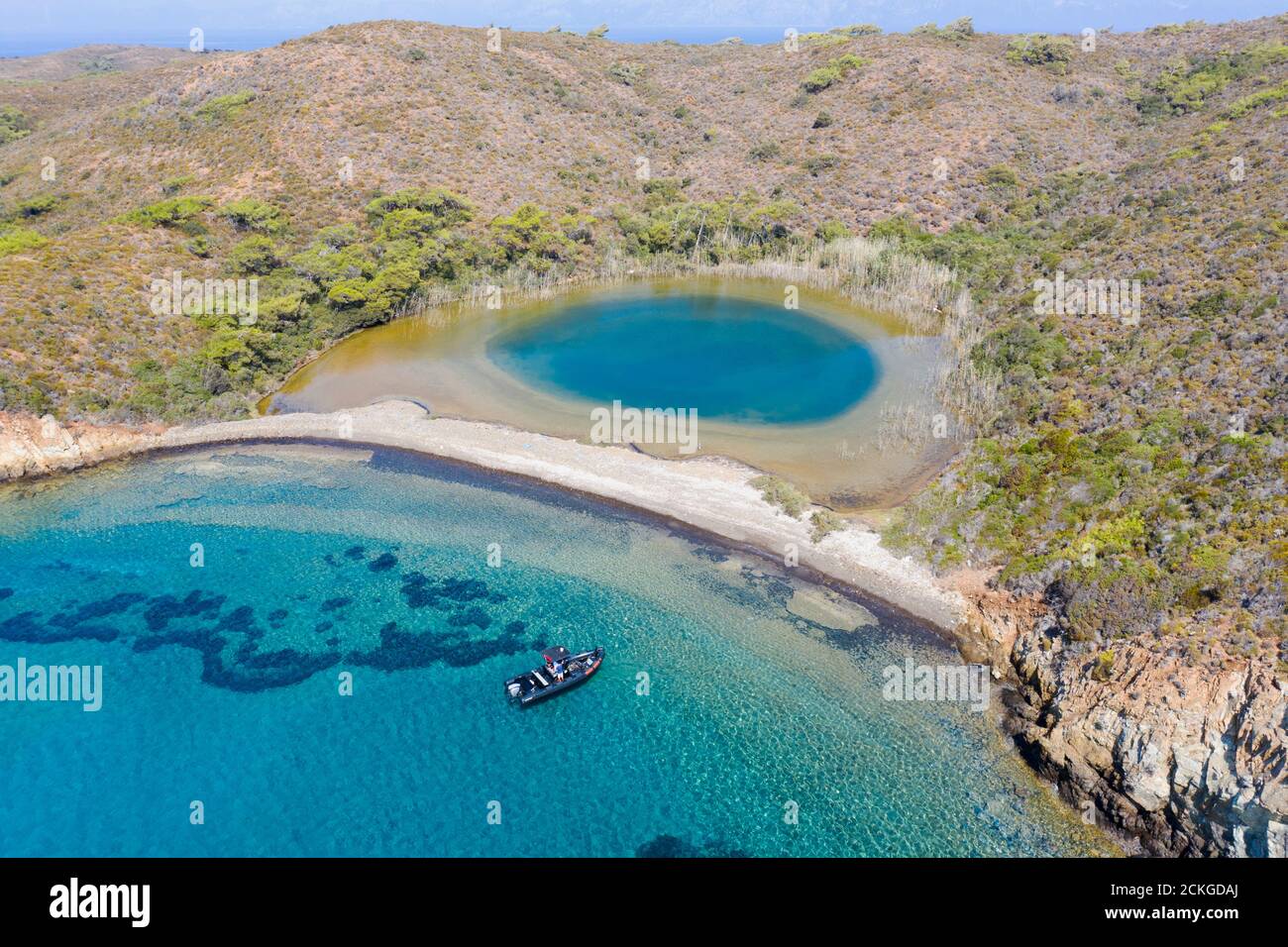 Vista aerea della laguna costiera nella baia di Koyun Cape Gokova Ambiente speciale Area protetta Turchia Foto Stock