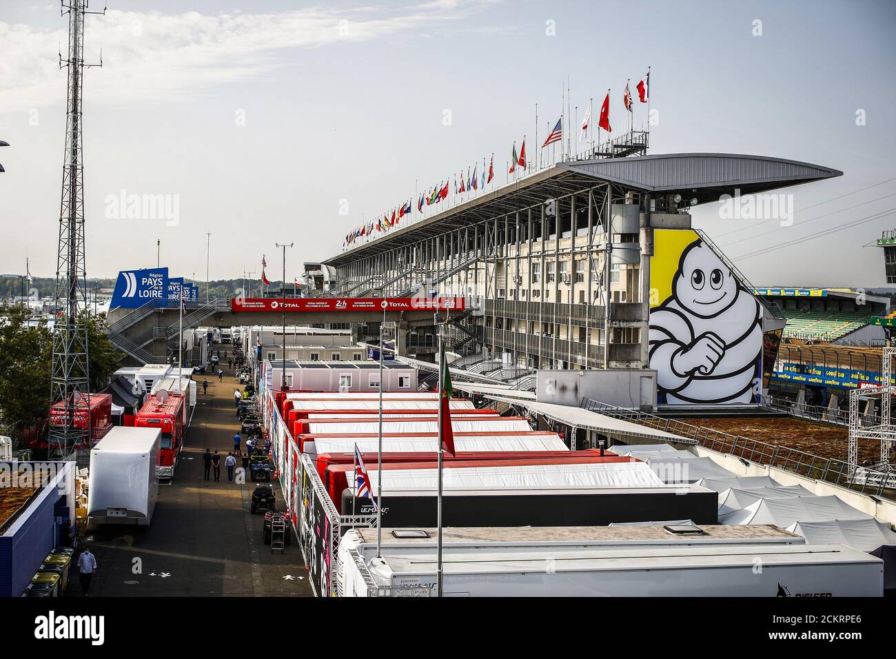 Le Mans, Francia. 16 settembre 2020. Vista paddock durante l'esame della 2020 24 ore di le Mans, 7° round del 2019... Credit: Gruppo Editoriale LiveMedia/Alamy Live News Foto Stock