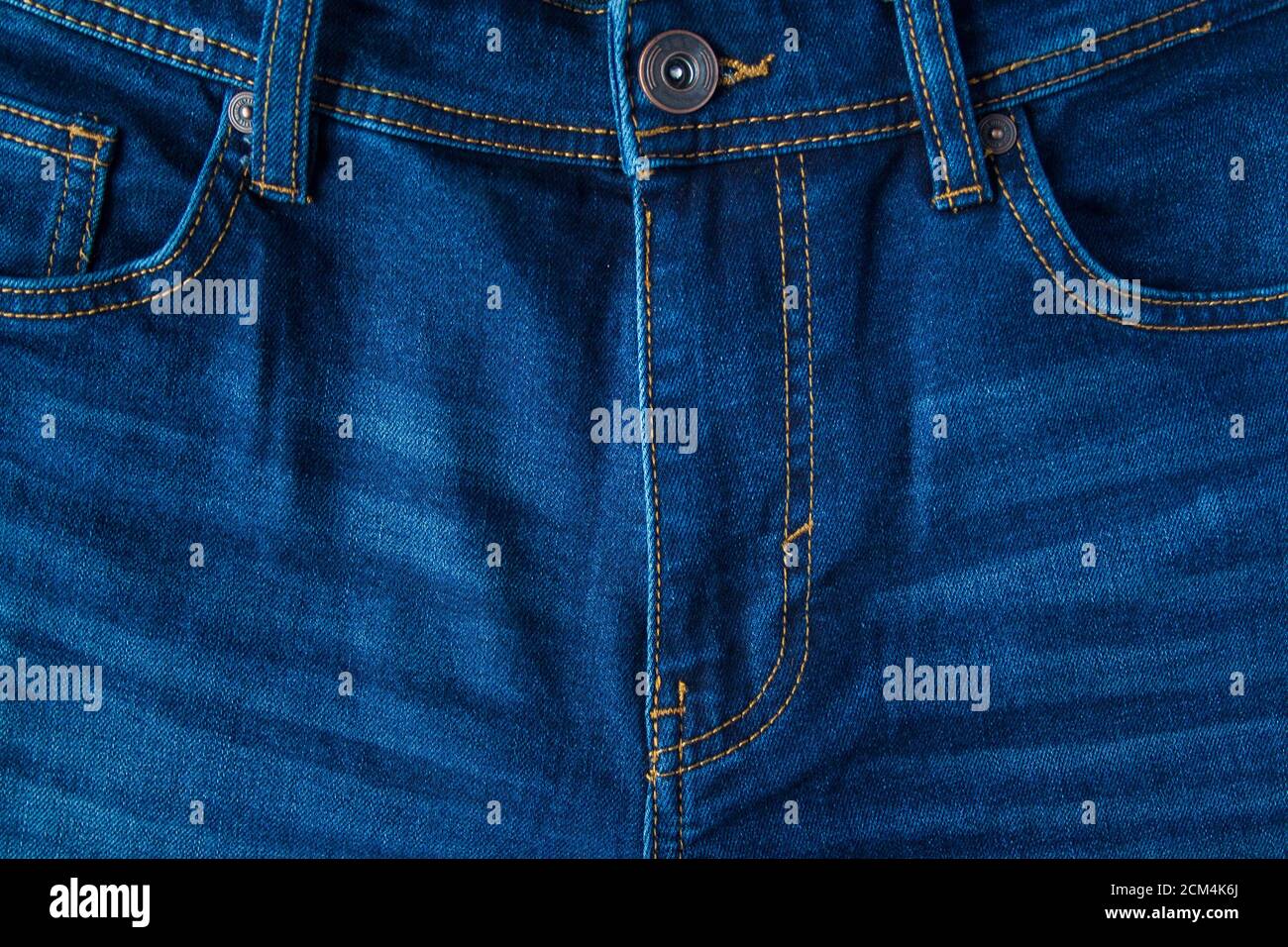 Jeans blu scuro maschio ziped volare da vicino. Foto Stock