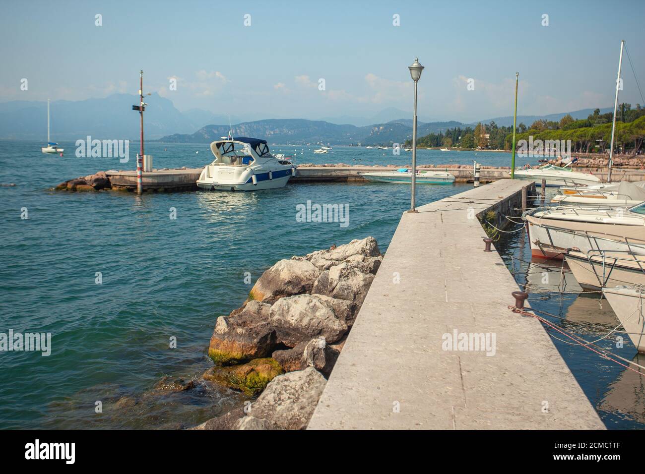 Porto di Lazise sul Lago di Garda 4 Foto Stock