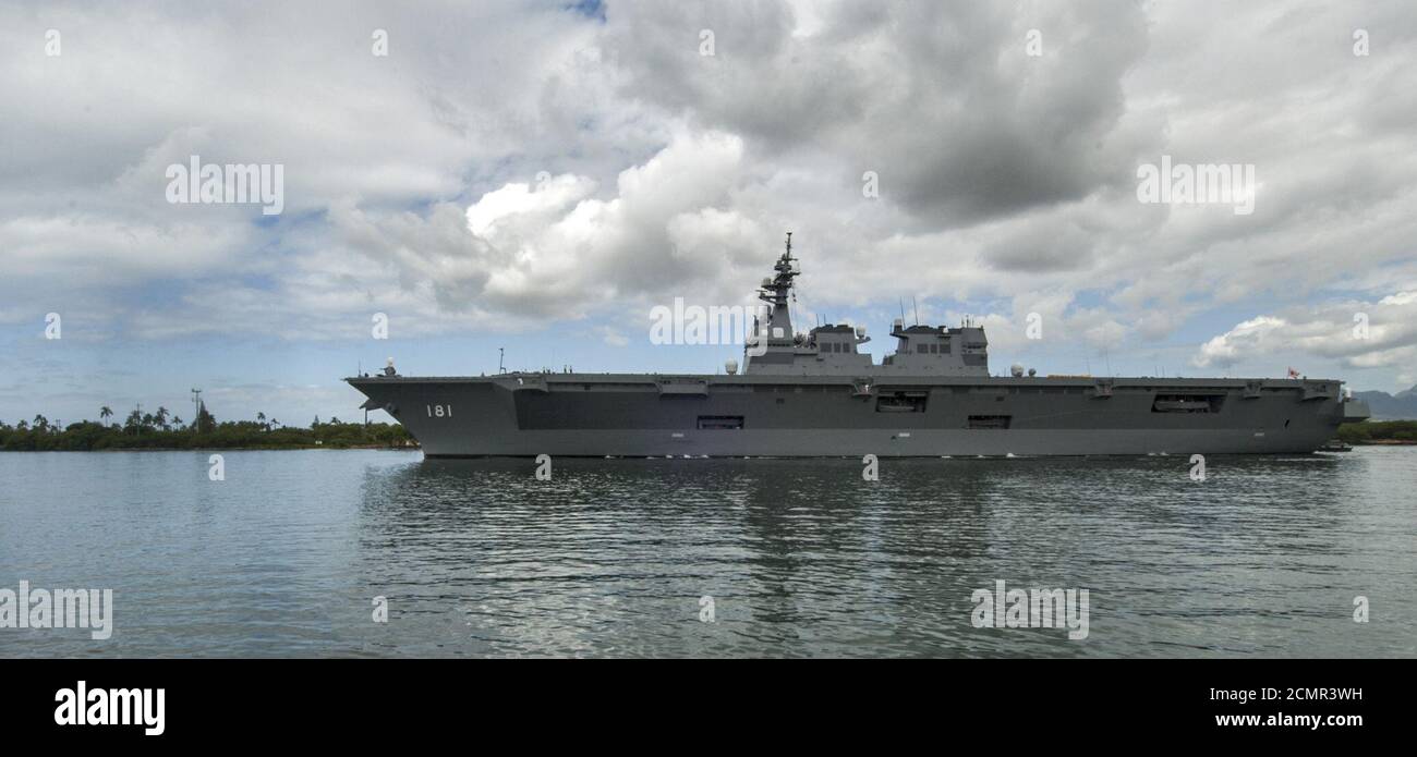JS Hyūga (DDH-181) lascia Pearl Harbor per San Diego, -20 maggio 2013 c. Foto Stock