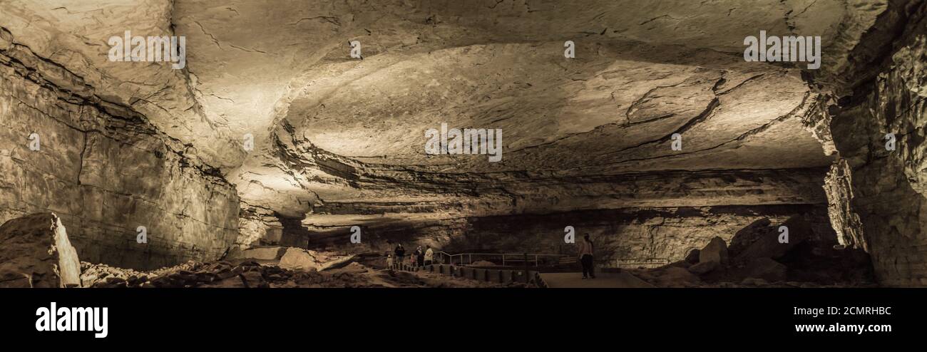 Vista panoramica del soffitto della grotta nella Mammoth Cave National Parcheggio Foto Stock