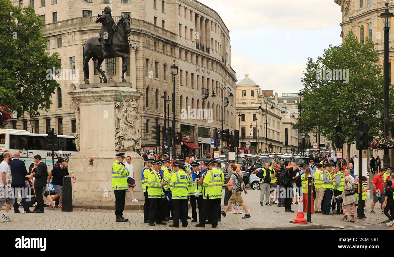 Black Taxis a Londra dimostra contro la licenza di UBER, Londra, Regno Unito Foto Stock