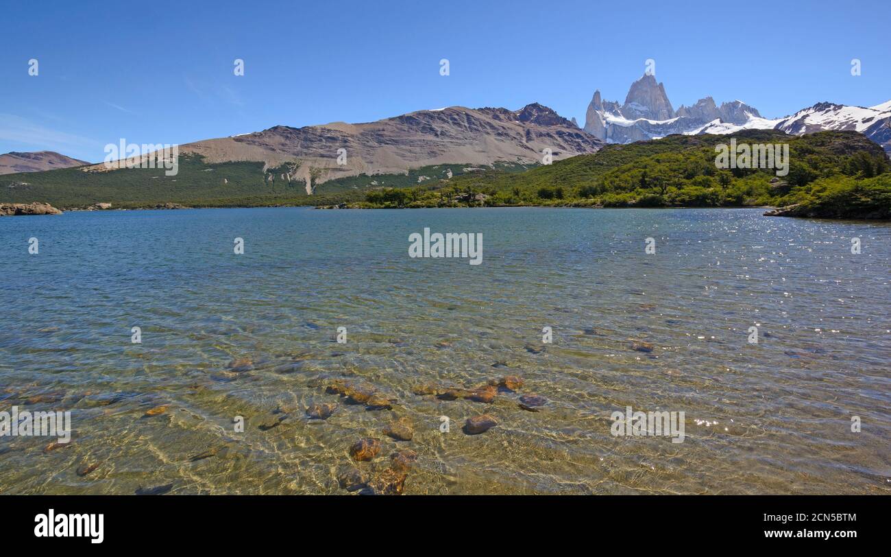 Laguna Capri nel parco nazionale Los Glaciares in Patagonia nei pressi di El Chalten in Argentina Foto Stock
