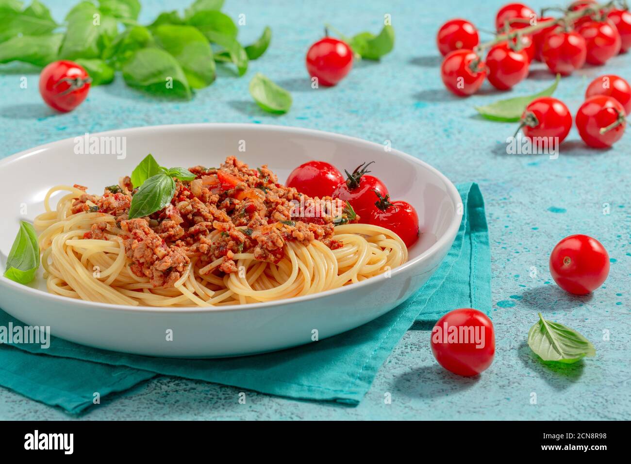 Pasta con salsa di pomodoro. Cucina italiana. Foto Stock