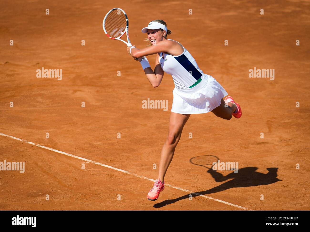 Anet Kontaveit dell'Estonia in azione durante il secondo round al torneo di tennis 2020 internazionali BNL d'Italia WTA Premier 5 il 17 settembre, Foto Stock