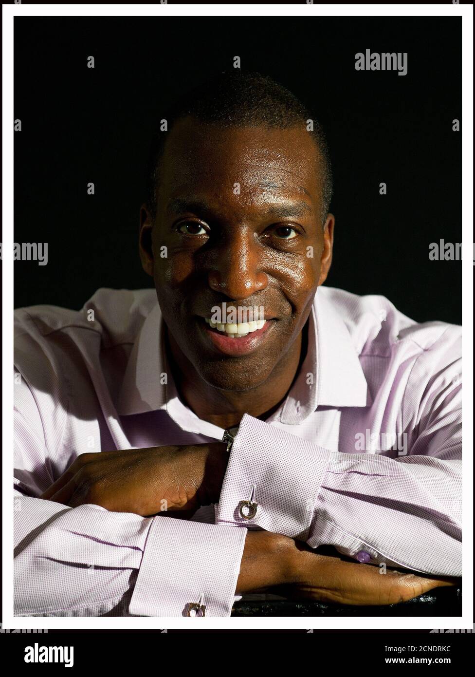 Quattro volte medaglia d'oro olimpica Michael Johnson, Londra, Gran Bretagna 02 novembre 2011. IMMAGINE DI CREDITO : © MARK PAIN / ALAMY STOCK FOTO Foto Stock