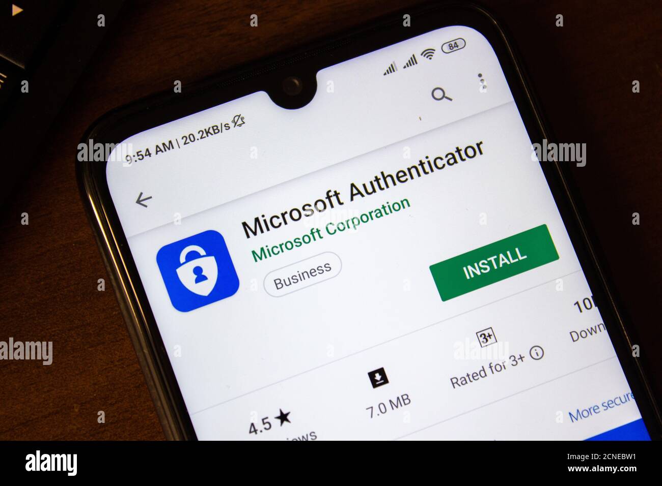 Ivanovsk, Russia - 07 luglio 2019: Applicazione Microsoft Authenticator sul display di smartphone o tablet Foto Stock