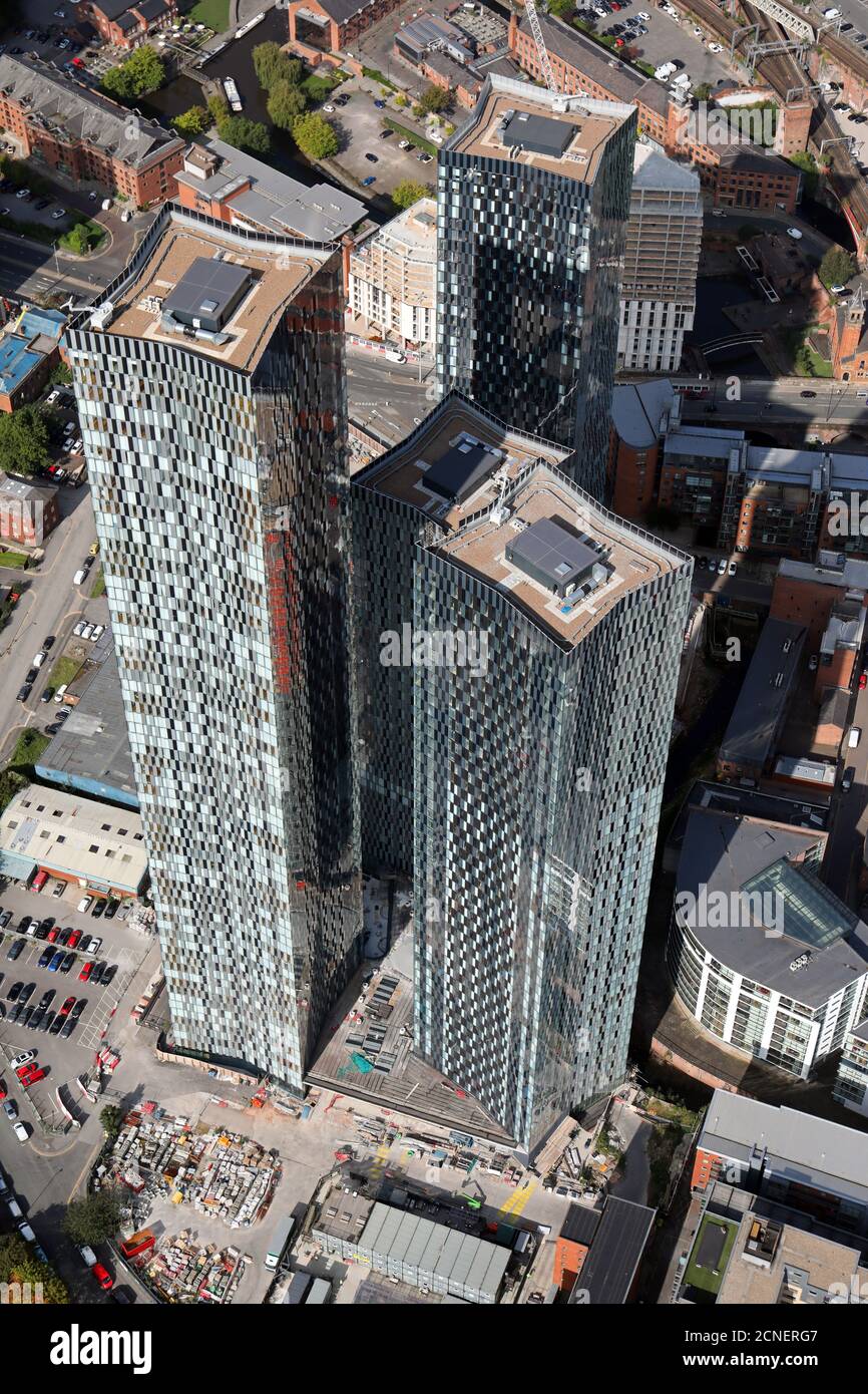 Vista aerea dello sviluppo di Deansgate Square (grattacieli di Owen Street) Nel centro di Manchester Foto Stock