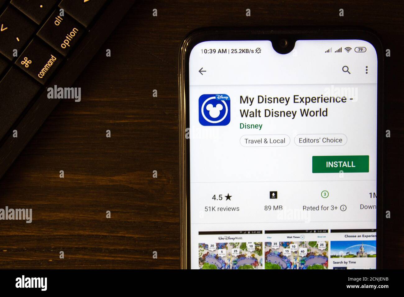 Ivanovsk, Russia - 21 luglio 2019: My Disney Experience - l'app Walt Disney World sul display dello smartphone Foto Stock