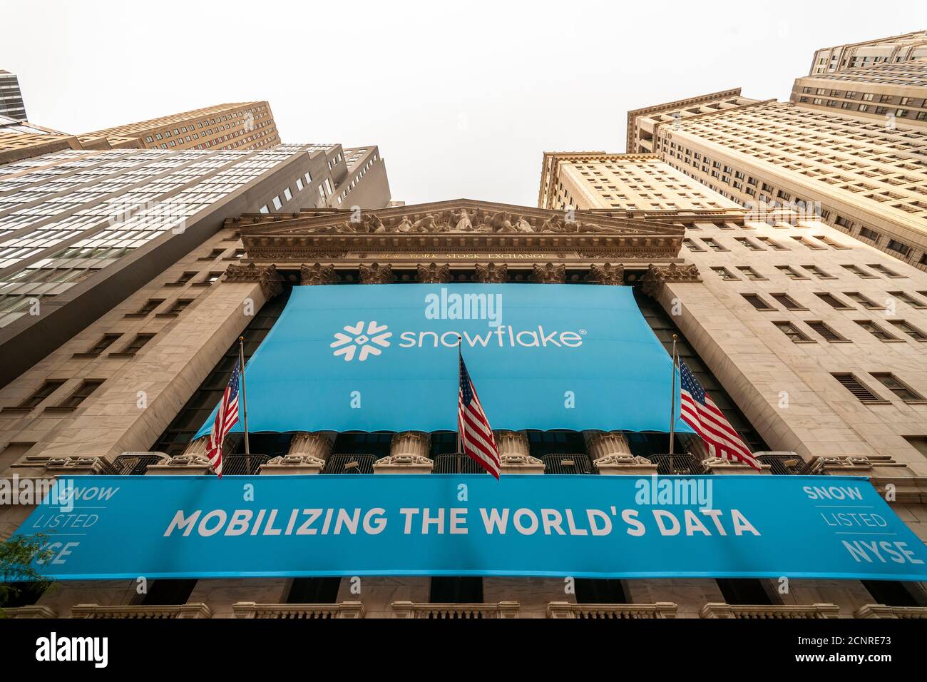 La Borsa di New York è decorata mercoledì 16 settembre 2020 per l'offerta pubblica iniziale di Snowflake. L'azienda di tecnologia di warehousing su cloud è supportata da Salesforce e Berkshire Hathaway. (© Richard B. Levine) Foto Stock