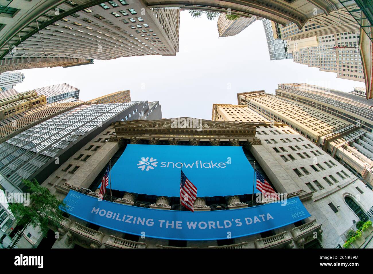 La Borsa di New York è decorata mercoledì 16 settembre 2020 per l'offerta pubblica iniziale di Snowflake. L'azienda di tecnologia di warehousing su cloud è supportata da Salesforce e Berkshire Hathaway. (© Richard B. Levine) Foto Stock