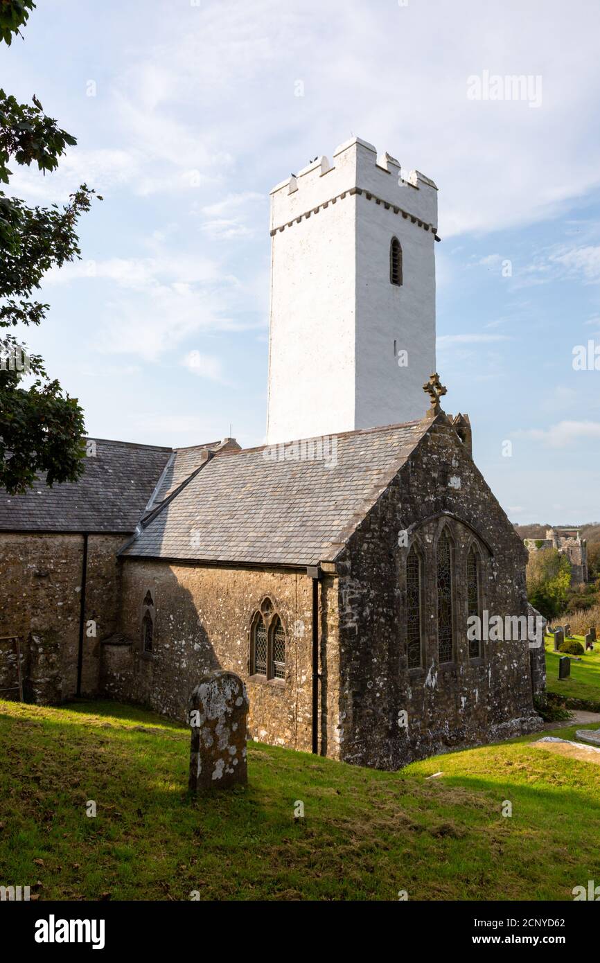 St James's Church, Manorbier, Pembrokeshire, Galles, Regno Unito Foto Stock