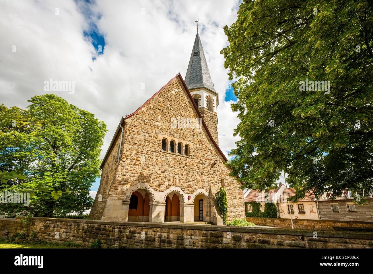 Chiesa evangelica Gustav Addolph a Pfaffen-Schwabenheim, Rheinhessen, Foto Stock