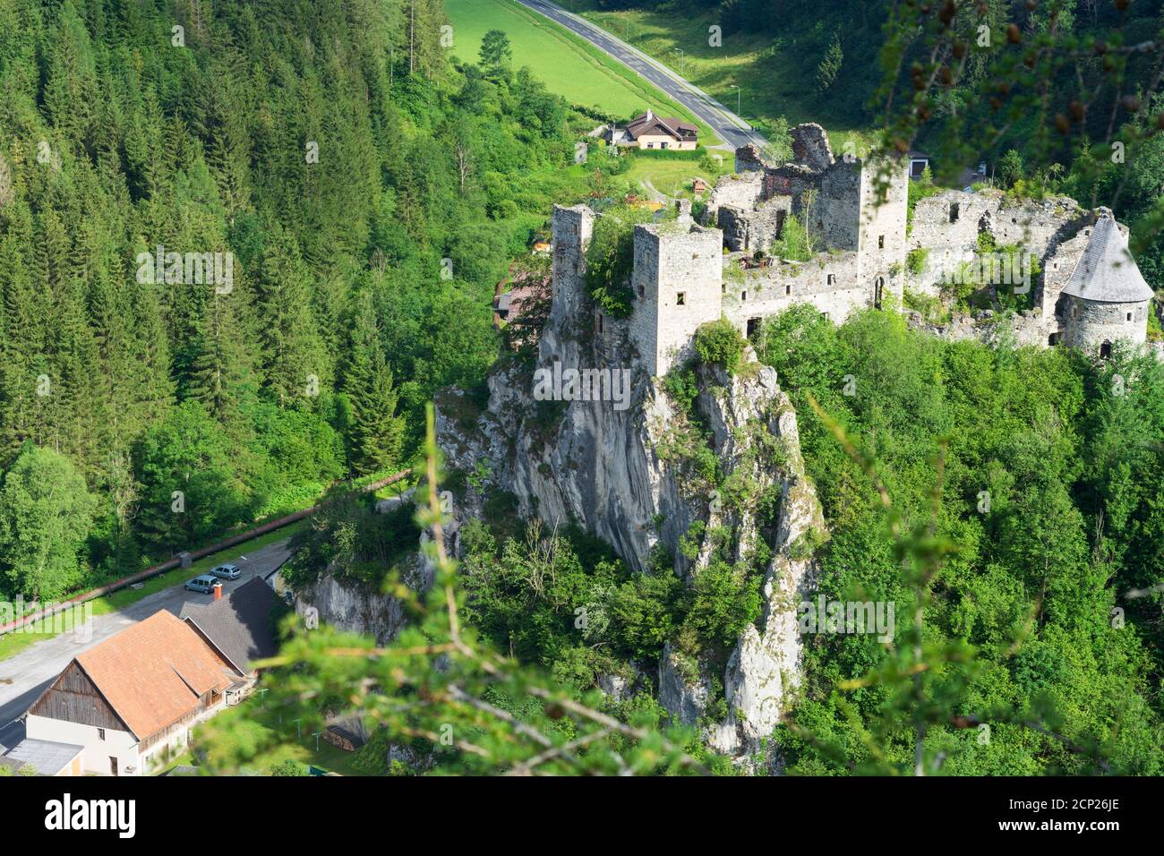 Thörl, Castello di Schachenstein (rovina) a Hochsteiermark, Steiermark / Stiria, Austria Foto Stock