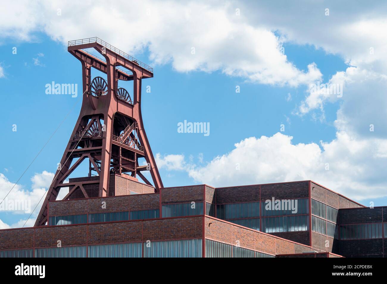 Essen, Zeche Zollverein, patrimonio dell'umanità dell'UNESCO, telaio a due teste, albero 12, capolavoro dell'architettura mineraria Foto Stock