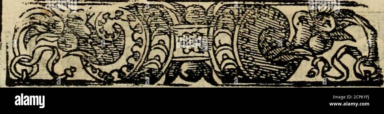 . Emblemas morales de Don Sebastian de Couarrubias Orozco, capellan del rey N.S. Maestsocela, y canonigo de Cuenca, Consultor del santo oficio . íW EMBLEMAS MORALES. CVentan Erodoto,y Eflracon, y refie-^reio Pedro Mexia libr 4. c.r.enfu íil-uade variaieccion,que Policrates tirano, qreynó en la Ínfula de Samojfejaítaua de qen fu vida jamas le aaia fucedído cofaaduerfa. Y porquepirecieíTe que en algo eraperdidofojechó en lo profundo del mar vnanillo,délos mas ricos que t€nia ,el qualdeaiíi a pocos dias vn cocinero fuyo halló enel buche de vn pez.Pero fu muerte le Dio áentender que hafra aquel Foto Stock