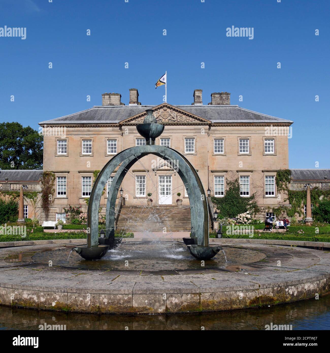 Dumfries House è una casa di campagna palladiana del XVIII secolo progettata da Robert e John Adams, vicino a Cumnock in Ayrshire, Scozia. REGNO UNITO Foto Stock