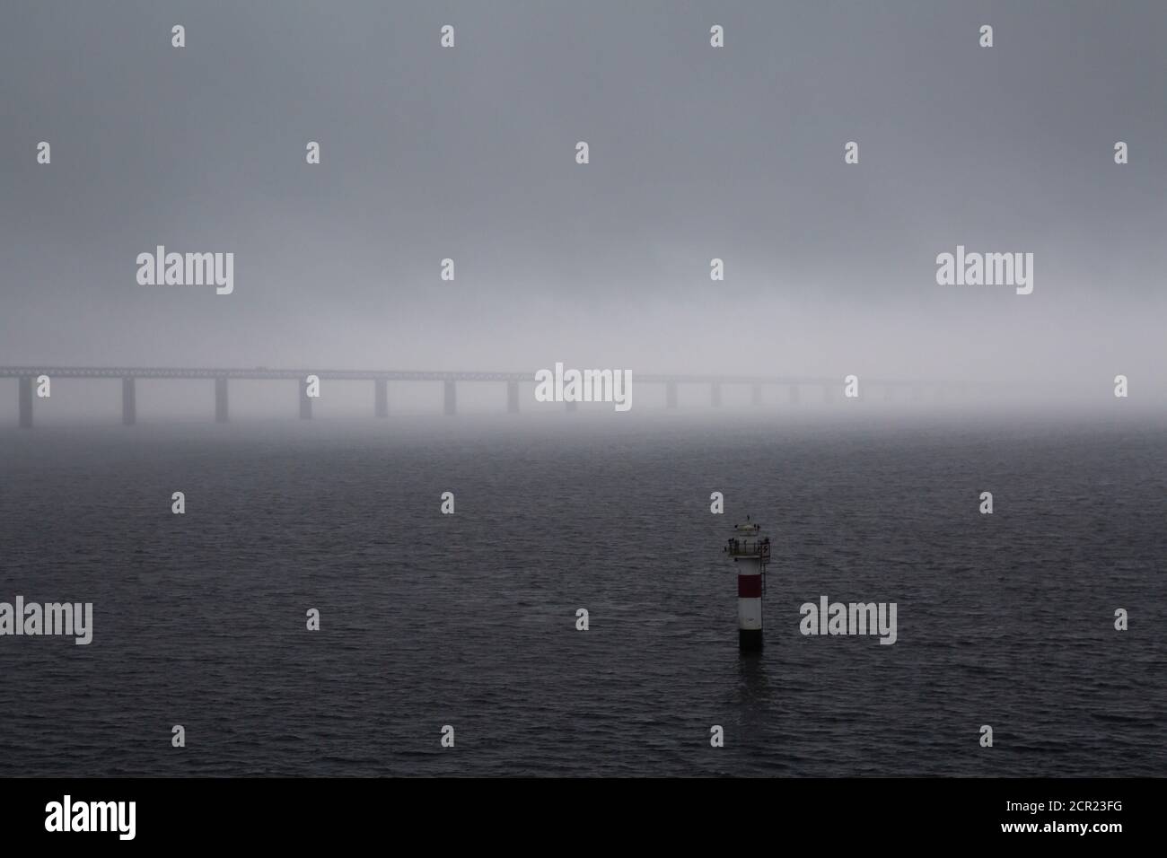 Oresund Ponte nella nebbia Foto Stock