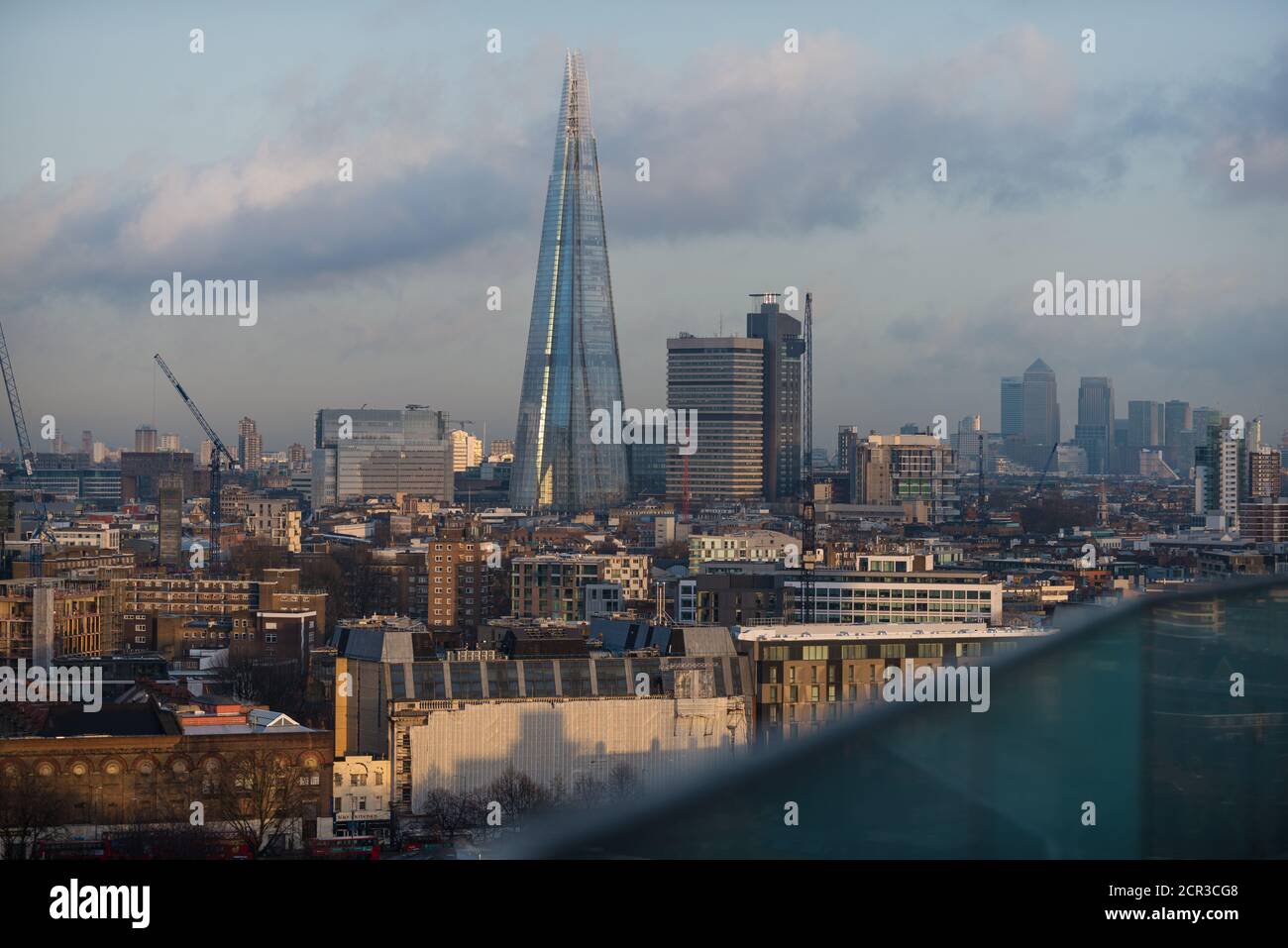 Vista dello Shard e delle aree circostanti, Londra, Regno Unito Foto Stock