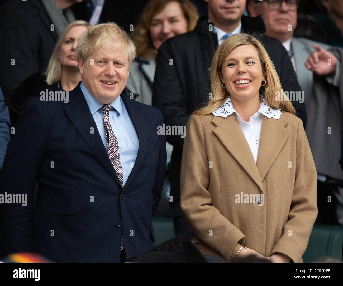 Primo Ministro Boris Johnson e Fiance Carrie Symonds a Twickenham. Inghilterra / Galles. 7/3/2020. PHOTO CREDIT : © MARK PAIN / ALAMY STOCK PHOTO Foto Stock