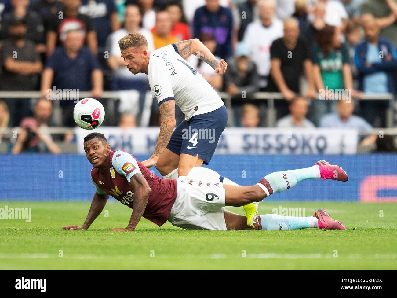 Wesley Battles with Toby Alderweirald PHOTO CREDIT : © MARK PAIN / ALAMY STOCK PHOTO Foto Stock