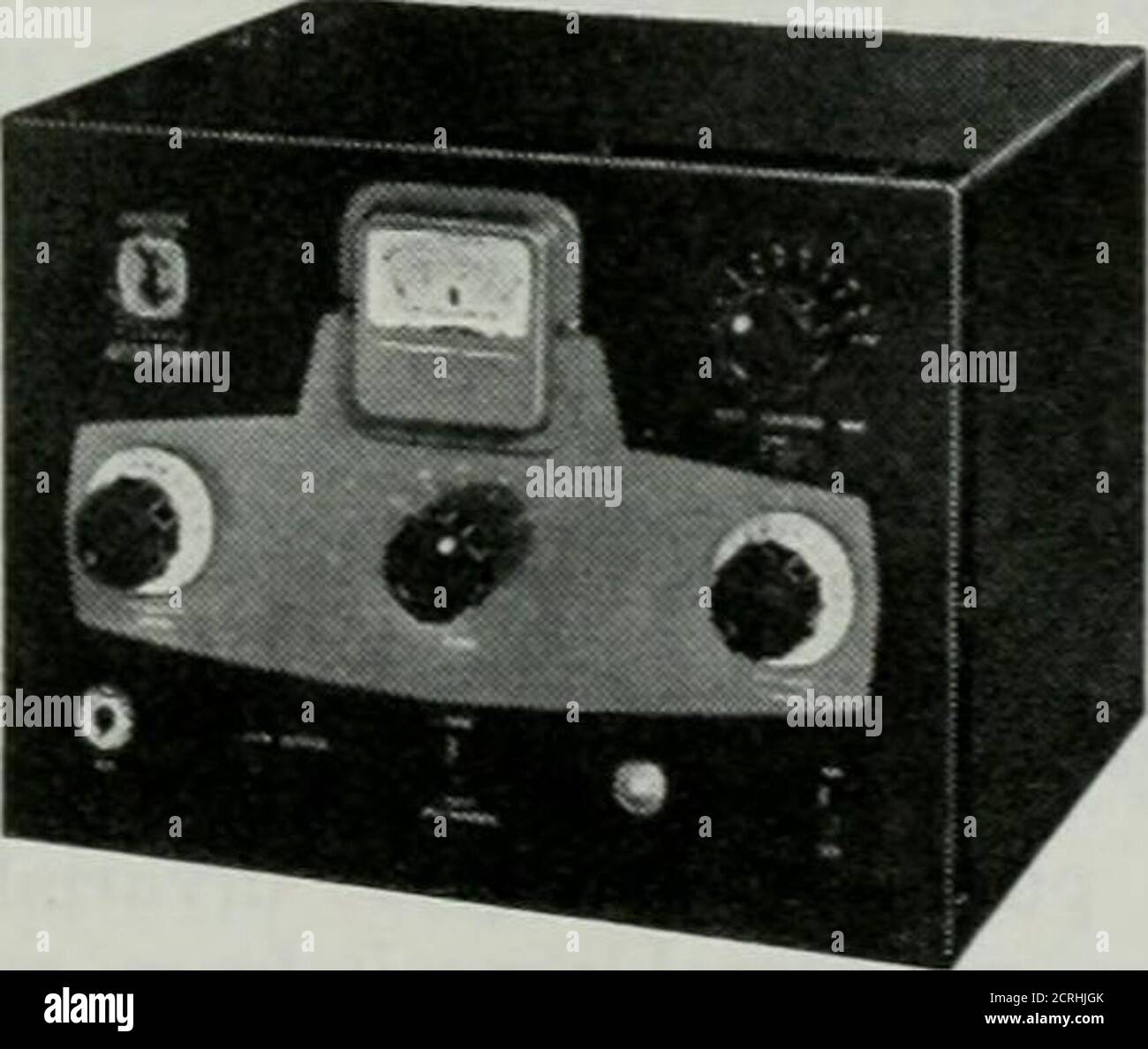 . QST . o^LLL la corda tra due coperture . . completo e facile da capire • NOVIZIO • CONDIZIONALE • TECNICO • GENERALE • EXTRA-CLASS la American radio Relay League, inc West Hartford 7, Conn ^^^ essere un operatore radio o commerciale. IassKCC codice tcsl in poche settimane. FasL-inatinR hobby.«r^;--. Buona paga. Iueiesliiig lavoro in campo commerciale.■•-^^-^ SS) ^■■ sysleni utilizzati da specialisti rattliotdegraph.- * KI&lt;i;i: Prenota exijlains come .Vmateurs e operatori imparano codice e dewlop am i/iug skill and spiid Candler System C:o., Dept 4-H, 928. Denvei I.Colon., U.S.A.e 52b, Abingdon KD., KE Foto Stock