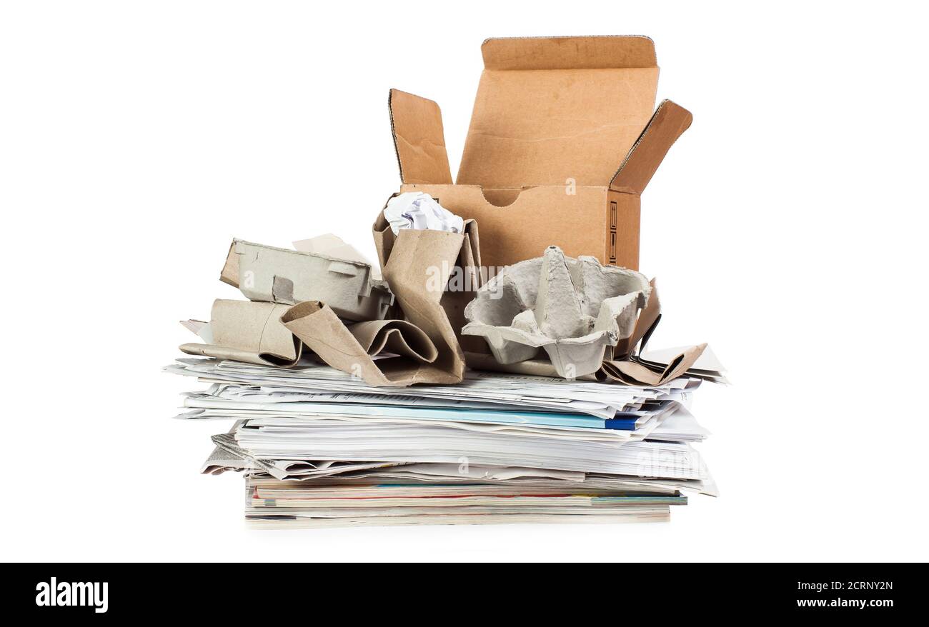 Pila di carta e cartone per il riciclaggio Foto Stock