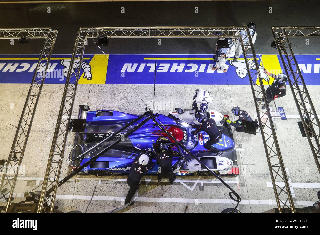 Le Mans, Francia. 20 Settembre 2020. 31 Canal Julien (fra), Jamin Nico (fra), Vaxivi..re Matthieu (fra), Panis Racing, Total, Oreca 07-Gibson, azione, pit stop durante la 2020 24 ore di le Mans, 7° appuntamento del Campionato Mondiale FIA Endurance 2019-20 sul circuito des 24 Heures du Mans, dal 16 al 20 settembre, 2020 a le Mans, Francia - Foto Fr..d..ric le Floc...h / DPPI Credit: LM/DPPI/Frederic le Floc H/Alamy Live News Foto Stock