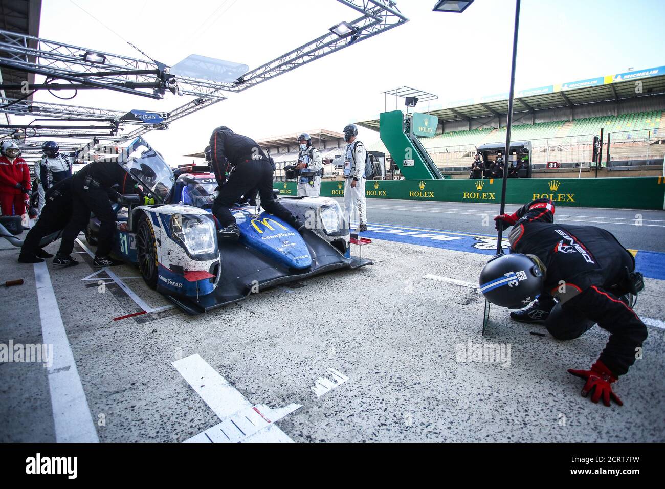 Le Mans, Francia. 20 Settembre 2020. 31 Canal Julien (fra), Jamin Nico (fra), Vaxivi..re Matthieu (fra), Panis Racing, Total, Oreca 07-Gibson, azione, pit stop durante la 2020 24 ore di le Mans, 7° appuntamento del Campionato Mondiale FIA Endurance 2019-20 sul circuito des 24 Heures du Mans, dal 16 al 20 settembre, 2020 a le Mans, Francia - Photo Thomas Fenetre / DPPI Credit: LM/DPPI/Thomas Fenetre/Alamy Live News Foto Stock