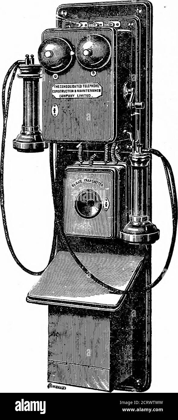 . Il sistema telefonico dell'ufficio postale britannico. Un manuale pratico . &gt;=S^ 1 ^ ♦ i-&lt;vvvvvyy ■^1 Figura 39. plete. Esso corrisponde in qualche modo al galvanometro che viene utilizzato nella fase dei circuiti telegrafici. Se il filo è scollegato, la campana in corrispondenza degli anelli della stazione di neitherstation. E 50 Stazione telefonica Bell-Blake.. Figura 40. Accordi di Short-Civcuiting. 5t vi sono alcuni magnetogeneratori che sono Uniti in modo da tagliare fuori la campana magnetica e l'anello direttamente sulla linea, ma è molto discutibile se questo sia del tutto un vantaggio. La quantità di forza richiesta per ruotare la maniglia quando il wir Foto Stock