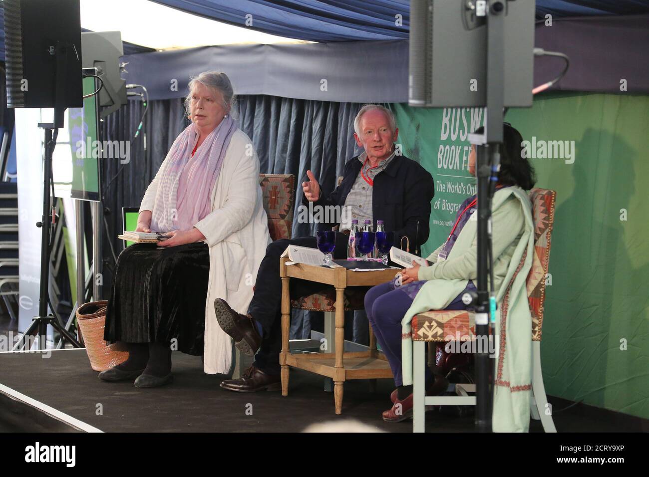 Boswell Book Festival, Dumfries House, Cumnock Ayrshire, Scozia, Regno Unito 12 maggio 2019. Candia Frances Juliet McWilliam è un autore scozzese. Suo padre era lo scrittore architettonico e accademico Colin McWilliam.visto qui al Festival del Libro nato: 1 luglio 1955 (età 65 anni), Edimburgo l'annuale Boswell Book Festival è unico in quanto è l'unico Festival del Libro che si occupa in modo eccellente di memorie e biografie. Foto Stock