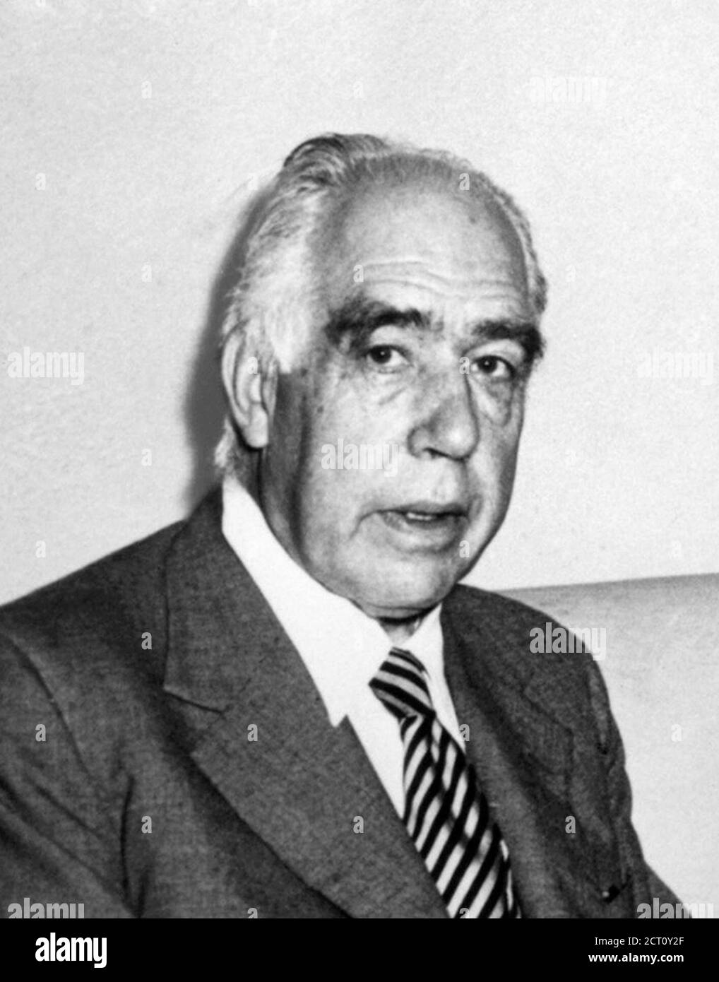 Niels Bohr. Ritratto del fisico teorico danese, Niels Henrik David Bohr (1885-1962), c.1954 Foto Stock
