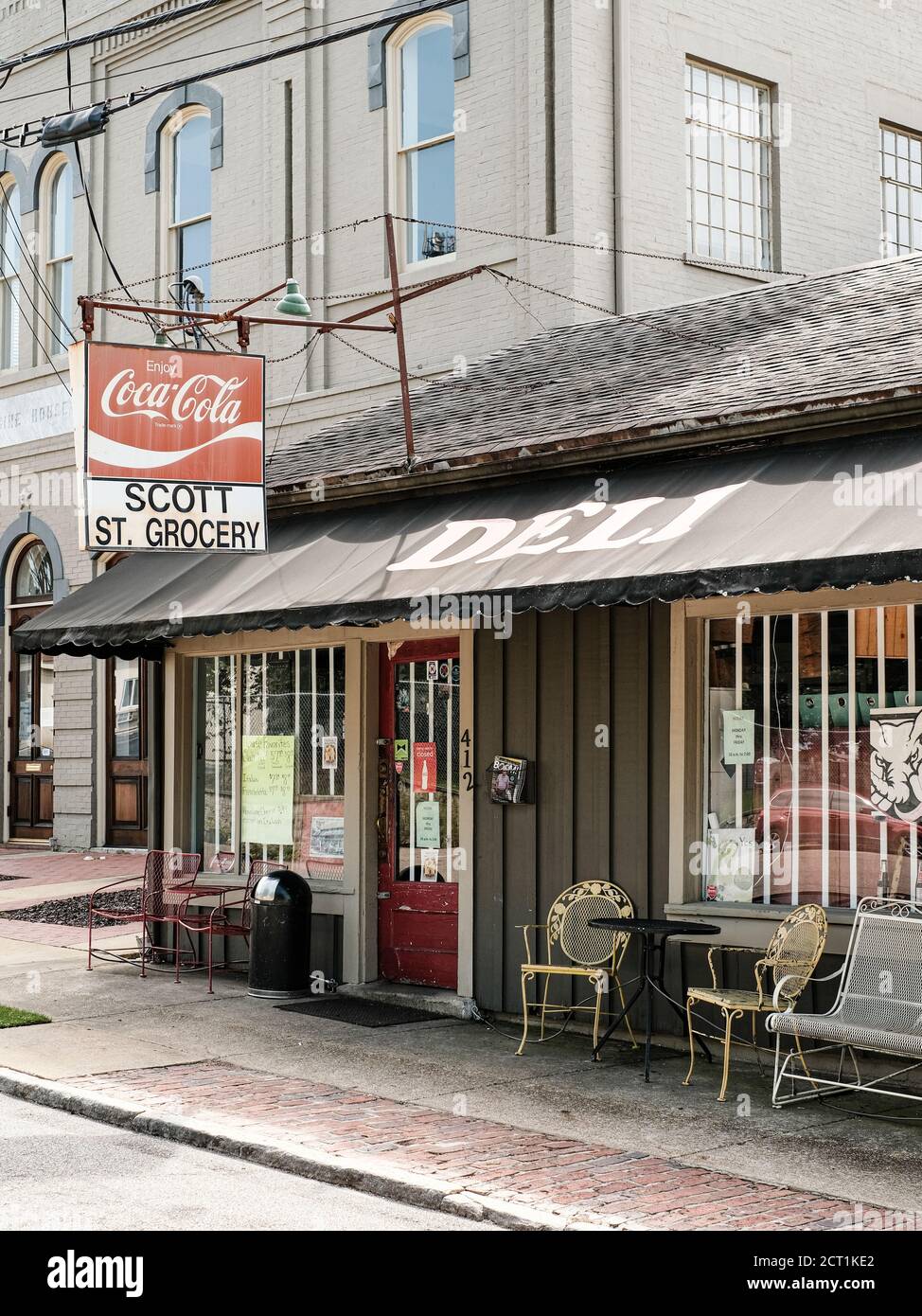 Scott Street Grocery è un piccolo negozio di alimentari nei dintorni di Montgomery Alabama, Stati Uniti. Foto Stock