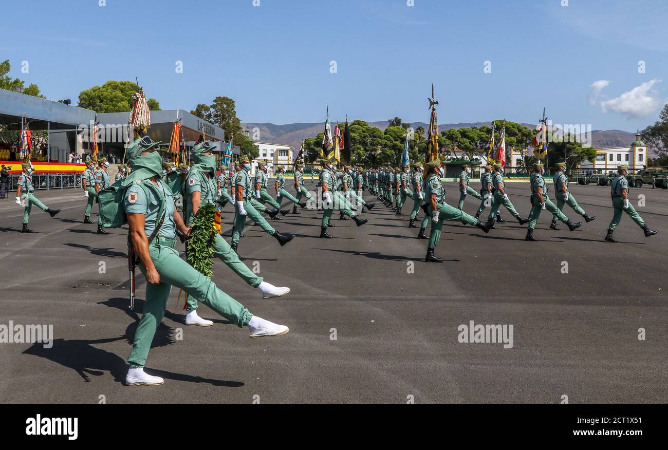 Almeria, Spagna. 20 Settembre 2020. Il re Filippo VI di Spagna ha presieduto oggi un evento in Almeria per il centenario della Legione. A lui si è Unito il ministro della Difesa, Margarita Robles. L'evento si è svolto presso il cantonment Viator ed è stato più limitato di quanto inizialmente previsto a causa delle restrizioni dovute al coronavirus. Legionnaires di Viator, Ronda, che appartengono alle città di Malaga, Almeria insieme a Ceuta e Melilla che hanno partecipato anche alla parata Credit: Lorenzo Carnero/ZUMA Wire/Alamy Live News Foto Stock