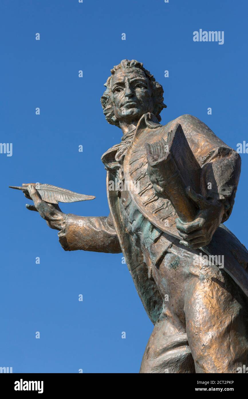 Statua di Thomas Paine (uno dei padri fondatori degli Stati Uniti). Thetford, Inghilterra, Regno Unito. Foto Stock