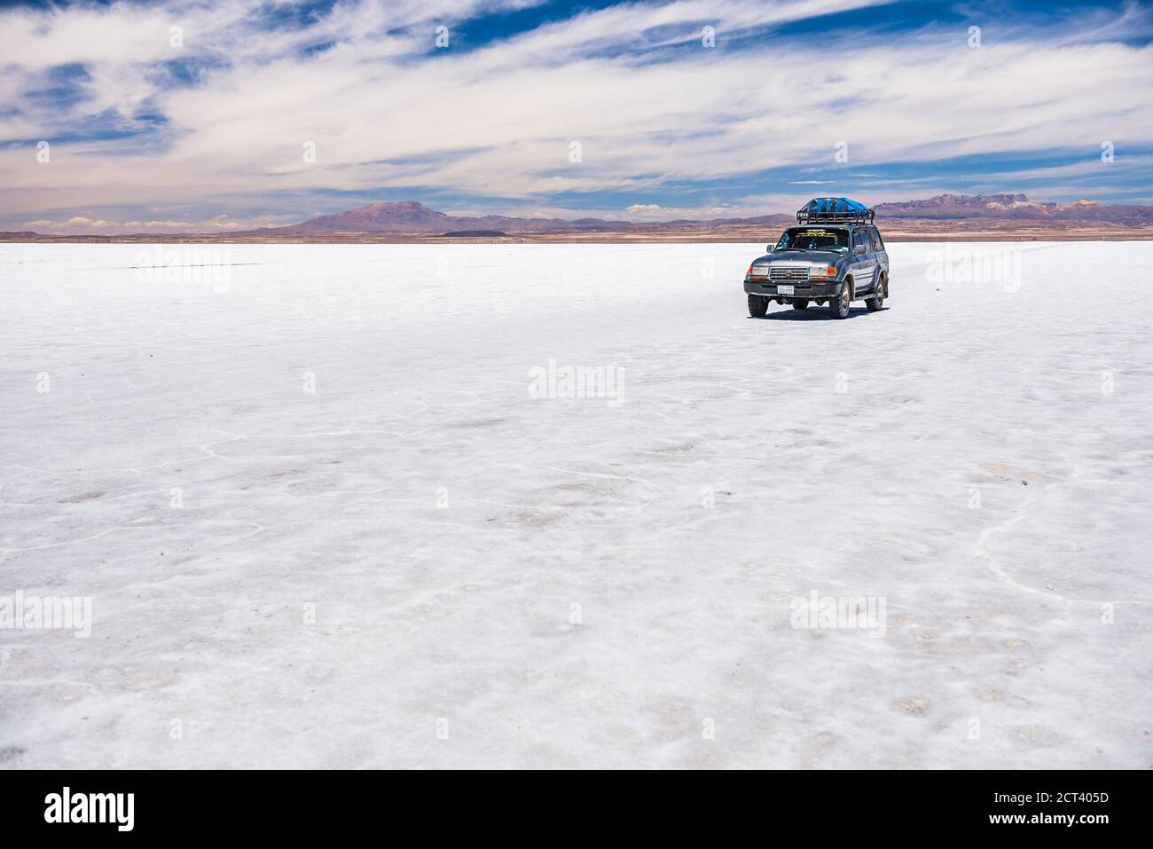 Tour in 4x4 delle saline di Uyuni (Salar de Uyuni), Uyuni, Bolivia, Sud America Foto Stock