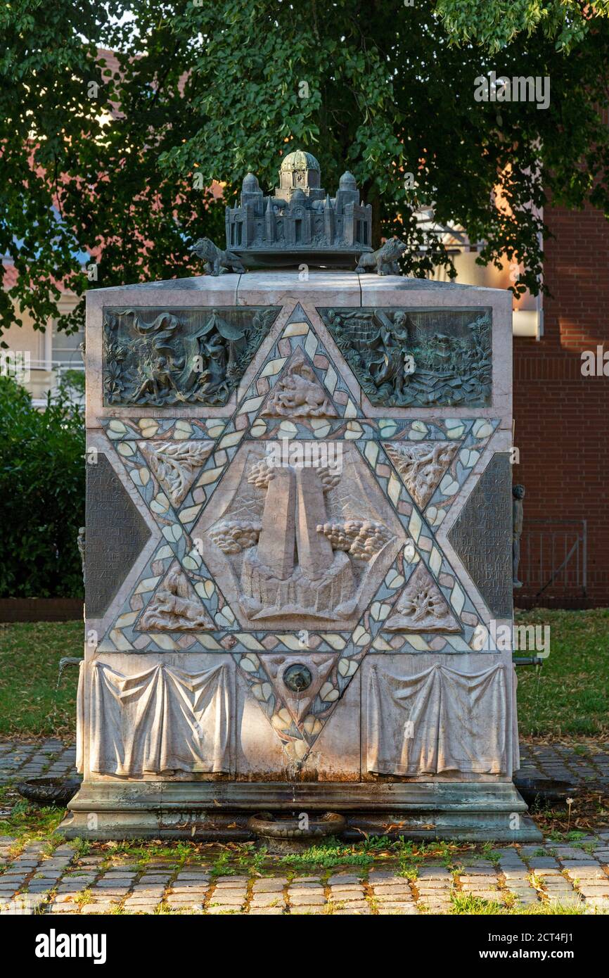 Memoriale a Lappenberg (per una sinagoga distrutta durante i pogrom di novembre 1938), Hildesheim, bassa Sassonia, Germania Foto Stock