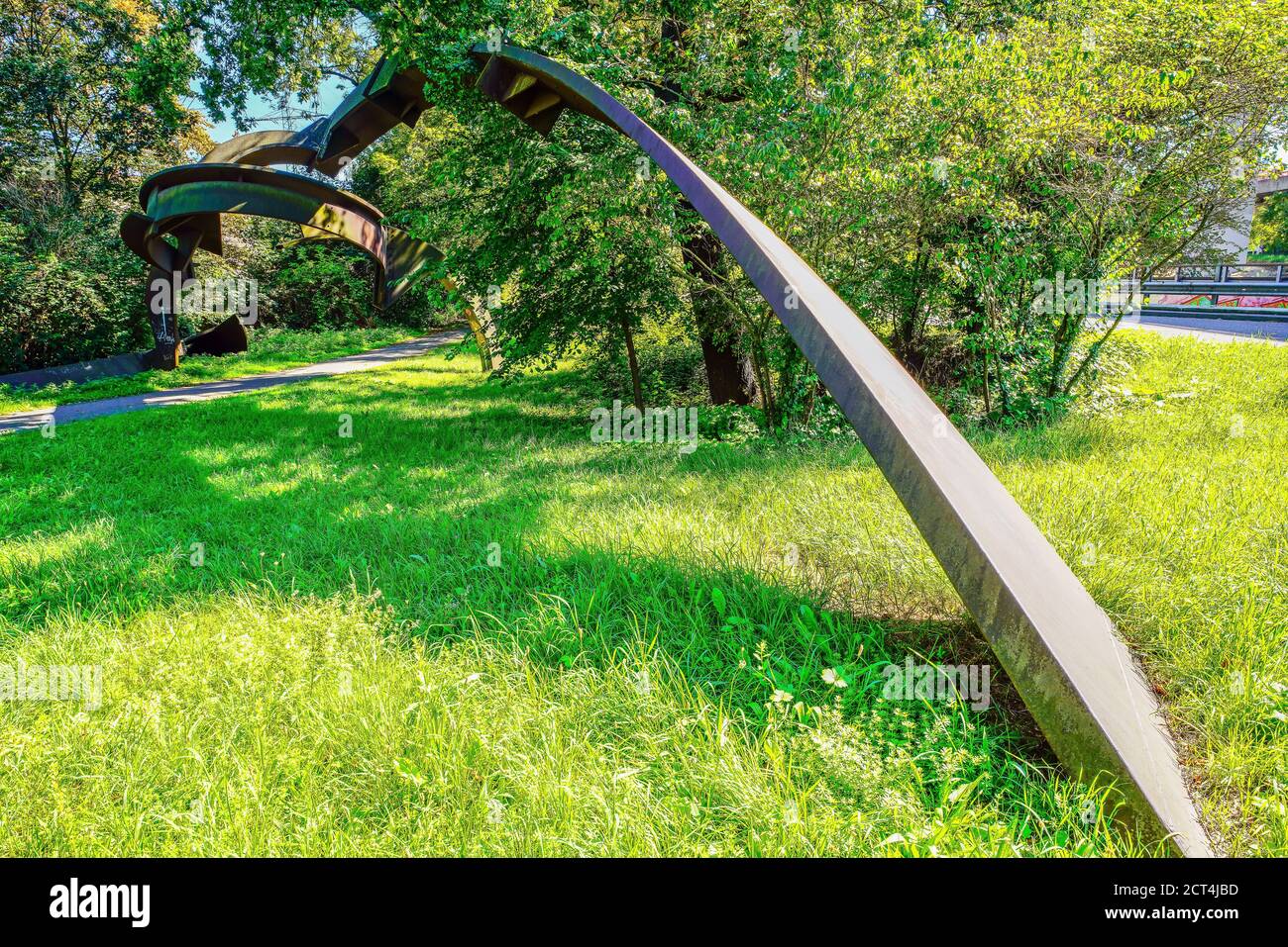 Scultura dell'artista Paul Suter. Dall'autostrada uscita Wiesenstrasse / Fasanenstrasse, Basilea. Cantone di Basilea, Svizzera. Foto Stock