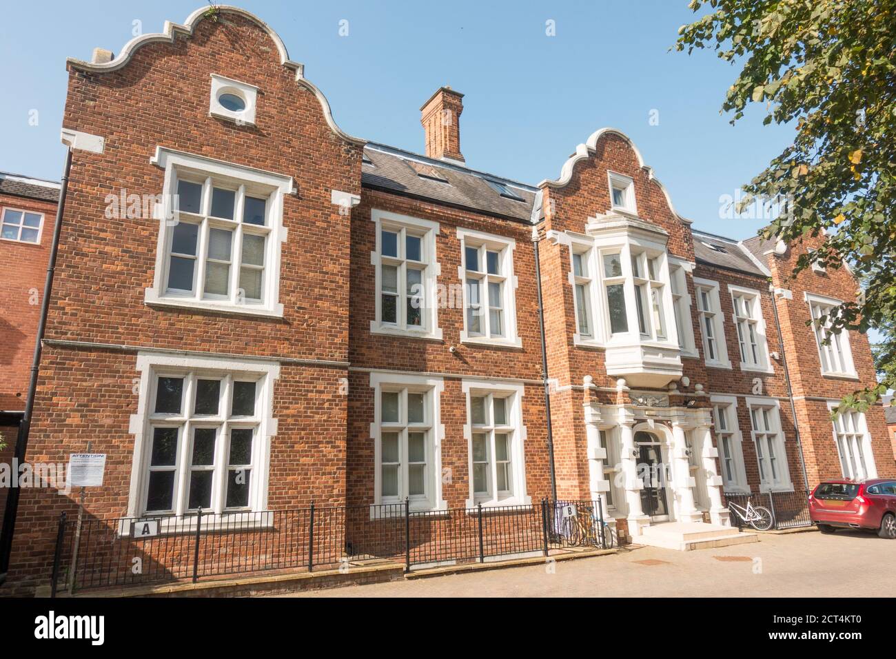 Ex stazione di polizia di Durham, ora edificio di appartamenti, le cattedrali, Court Lane, Durham città, Co. Durham, Inghilterra, Regno Unito Foto Stock