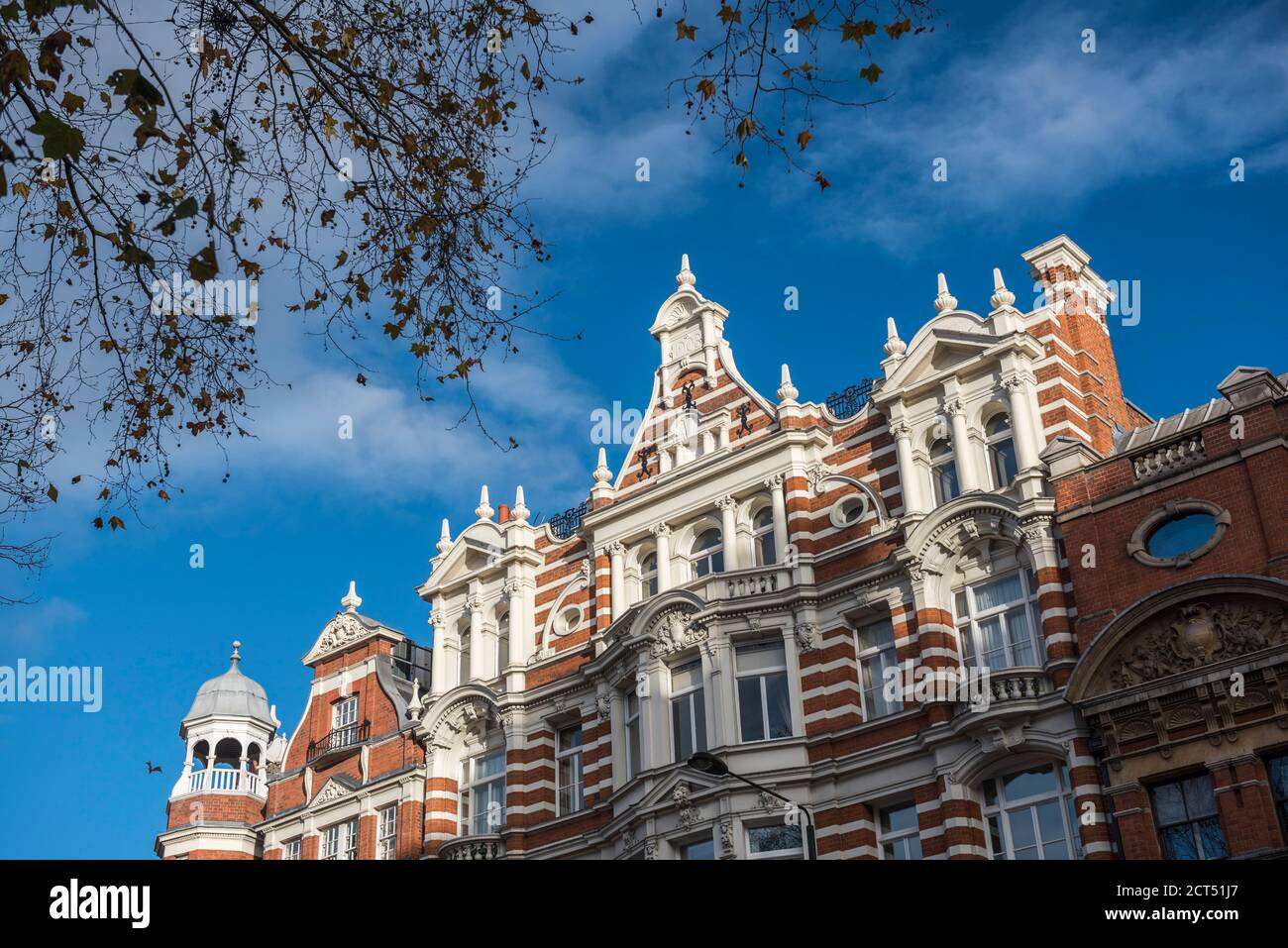 Architettura vittoriana a Sloane Square, Londra, Inghilterra Foto Stock