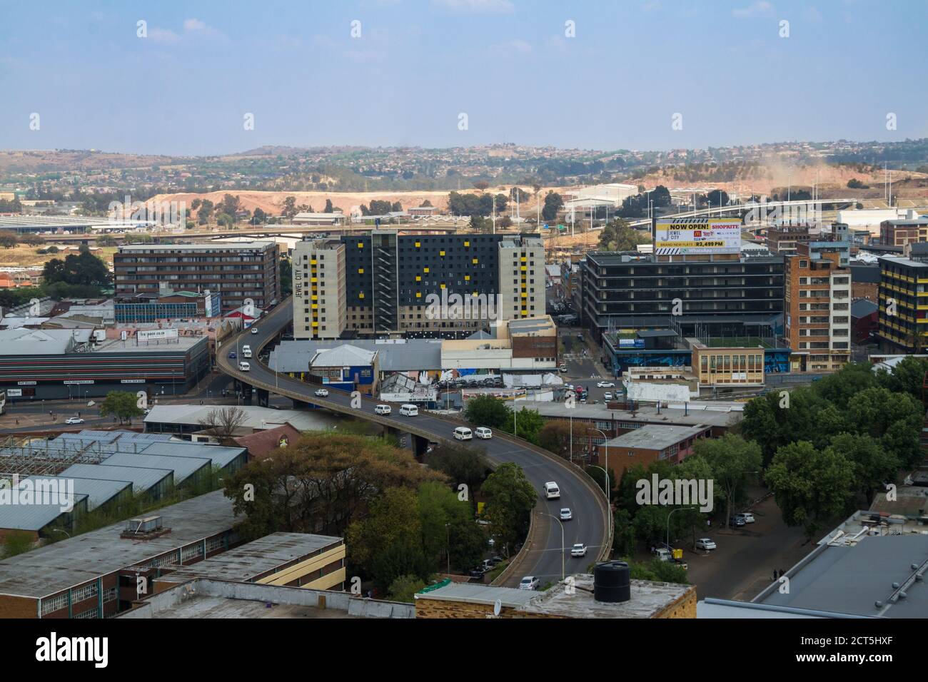 Johannesburg, Sud Africa 19 settembre 2020: Veduta aerea del nuovo sviluppo di Jewel City di appartamenti residenziali e negozi al dettaglio. Foto Stock