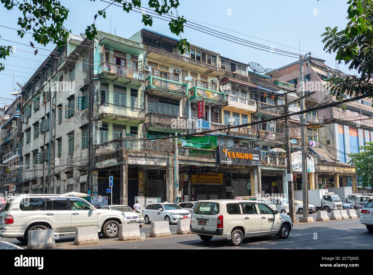 Vecchio edificio a Yangon, Birmania Myanmar Foto Stock