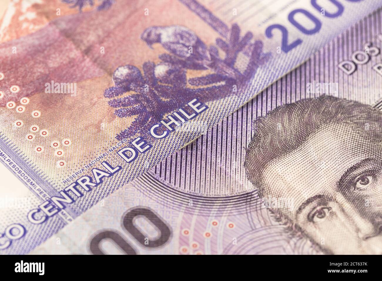 Denaro cileno, banconote da duemila pesos, entrambe le parti Foto Stock