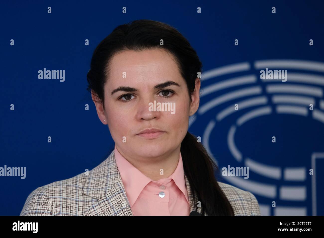 Bruxelles, Belgio. 21 Settembre 2020. Il leader dell'opposizione bielorussa Svetlana Tikhanovskaya e il presidente del Parlamento europeo David Sassoli partecipano a una conferenza stampa. Credit: ALEXANDROS MICHAILIDIS/Alamy Live News Foto Stock