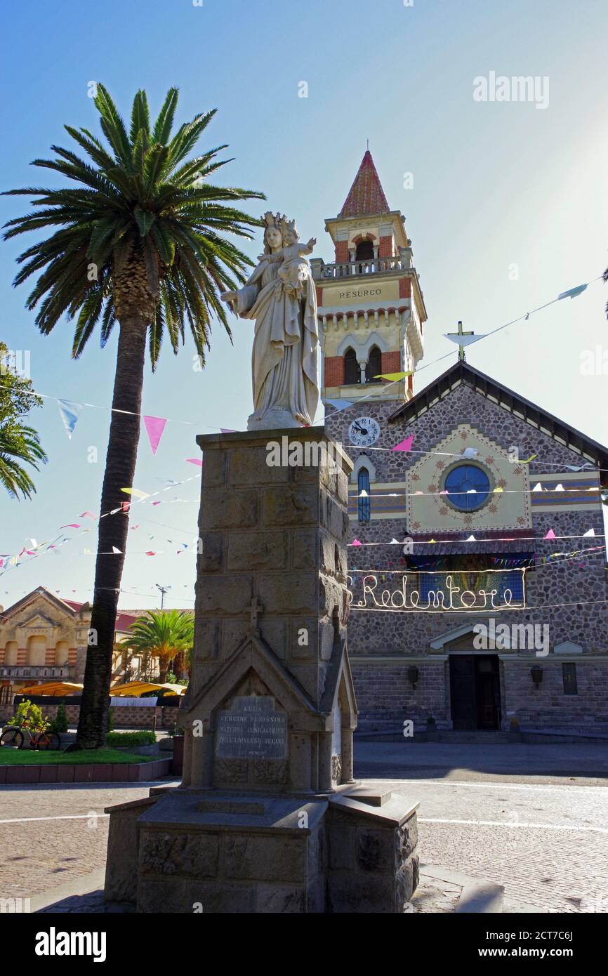 Arborea, Sardegna, Italia. La chiesa del Santo Redeemerr Foto Stock