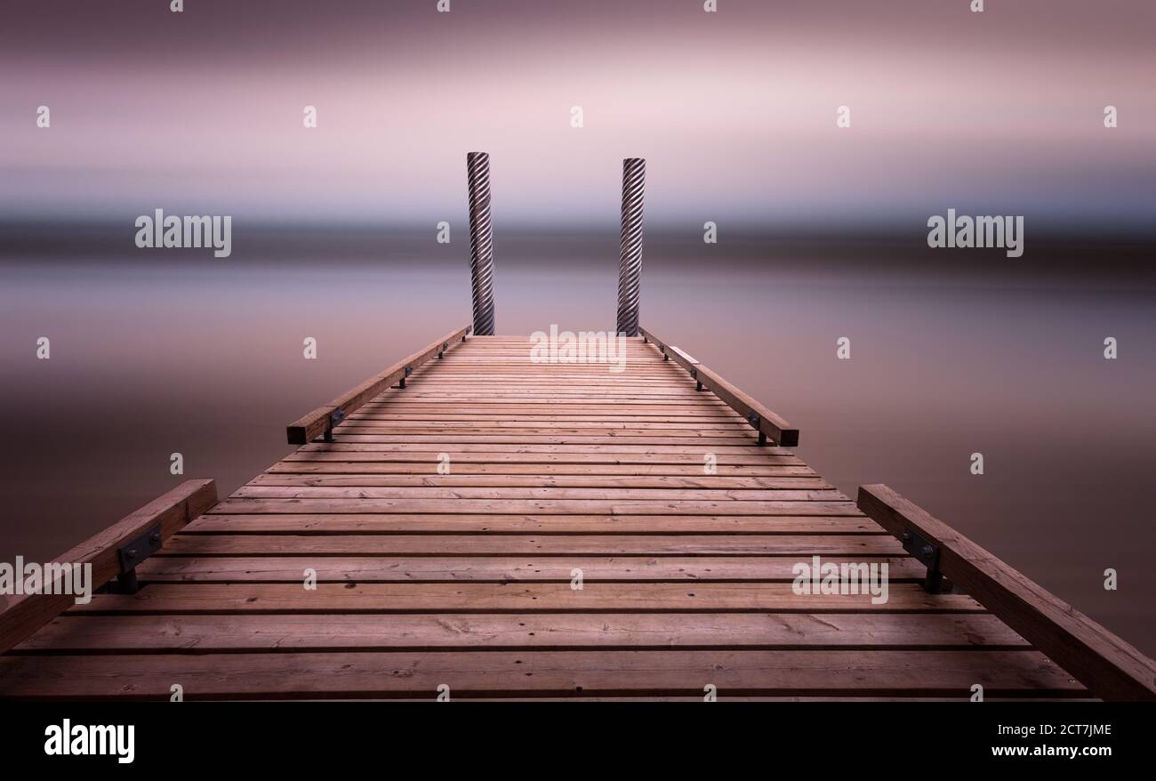 Il molo sul lago Comox Foto Stock